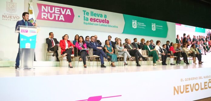 AT&T México se suma a la Vía de Educación de la Nueva Ruta de Nuevo León