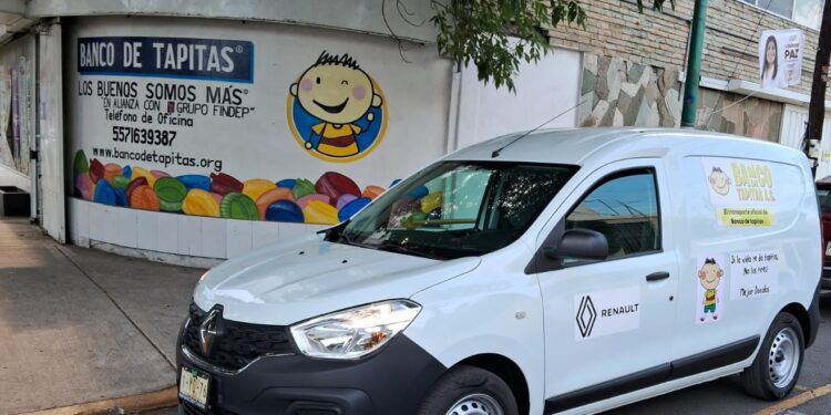 Renault México recolecta más de 3 toneladas de tapitas para luchar contra el cáncer infantil