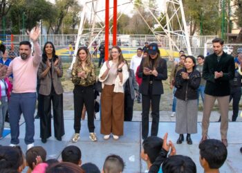 Comex por un México Bien Hecho y Blue Women Pink Men Inauguran Cancha en Alcaldía Cuauhtémoc para Fomentar el Deporte