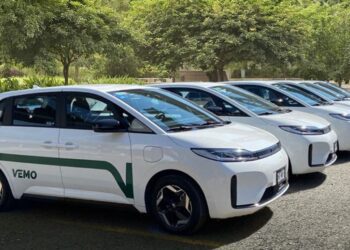 Futbol y movilidad: vehículos eléctricos moverán a la afición
