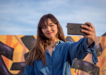 Concurso «Instantes de Juventud» convocatoria para jóvenes fotógrafos en Puebla