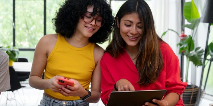 Jóvenes de todo el mundo podrán competir en el Hackatón Juvenil Mundial 2026 de la UNESCO